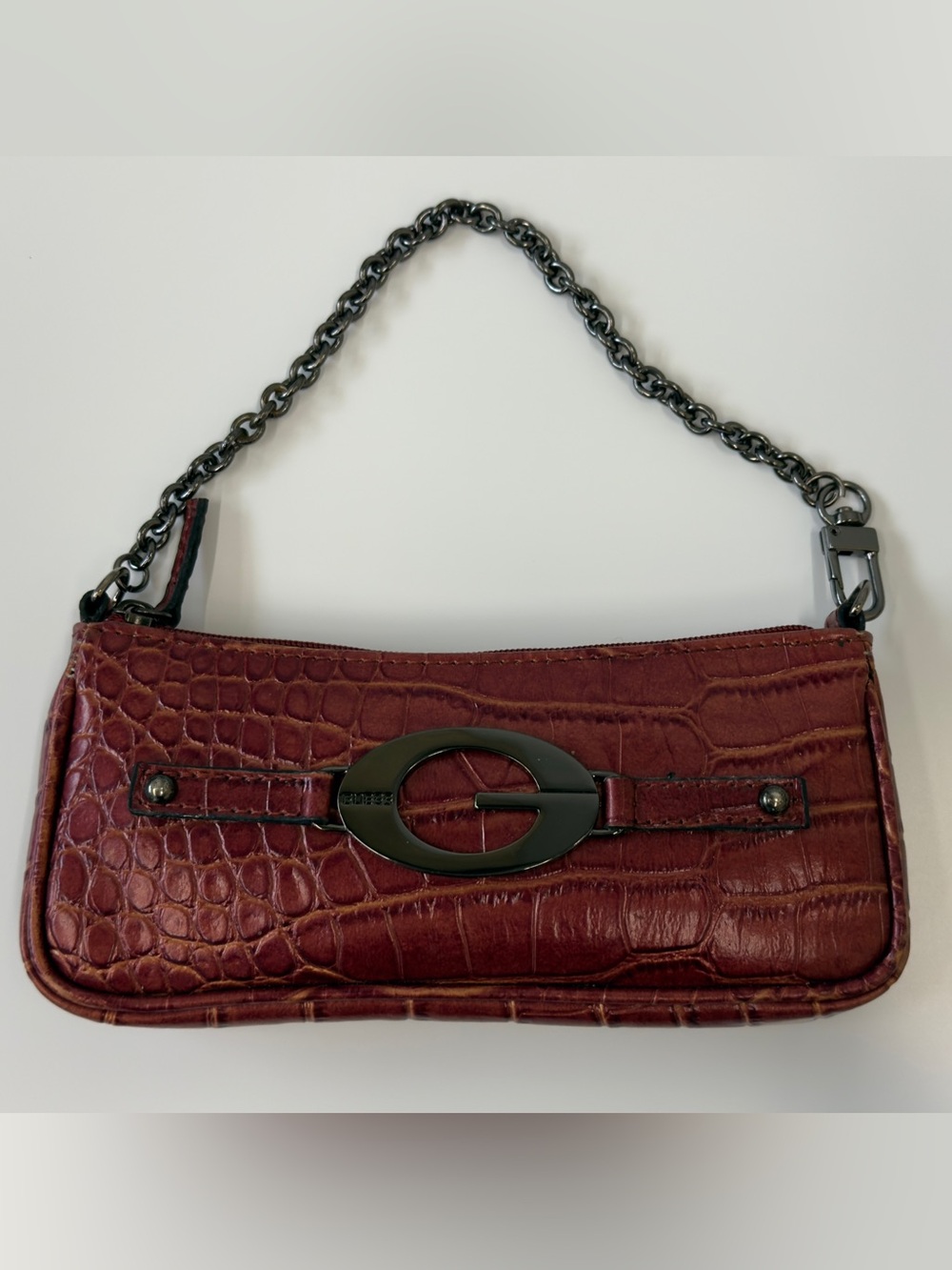 Vintage Y2K GUESS Burgundy Croc-Embossed Baguette Shoulder Bag